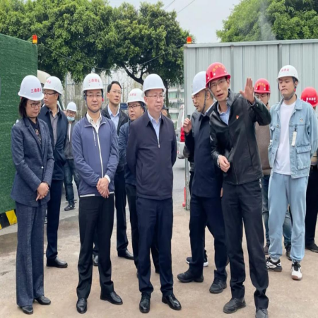 市人大常委會領(lǐng)導(dǎo)到宜賓機(jī)場遷建二期供水工程起點(diǎn)段調(diào)研《宜賓市城市地下管線管理?xiàng)l例》貫徹落實(shí)情況