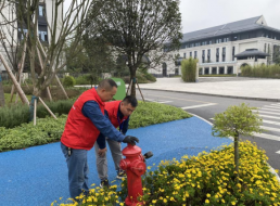 技術(shù)服務(wù)進校園 全力保障學(xué)校供水安全